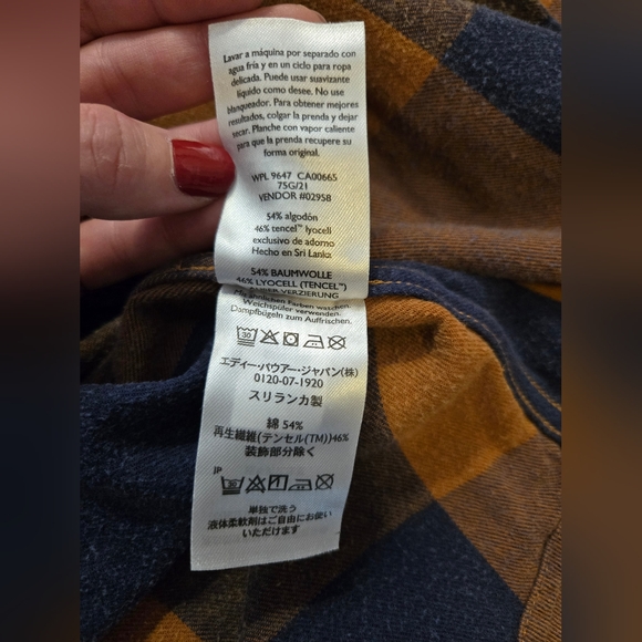 Eddie Bauer, Winter, Holiday, Plaid, Button up top. Size Med. Long Sleeved. - Picture 8 of 11